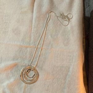 Elegant Silver Necklace with Interlocking Circles